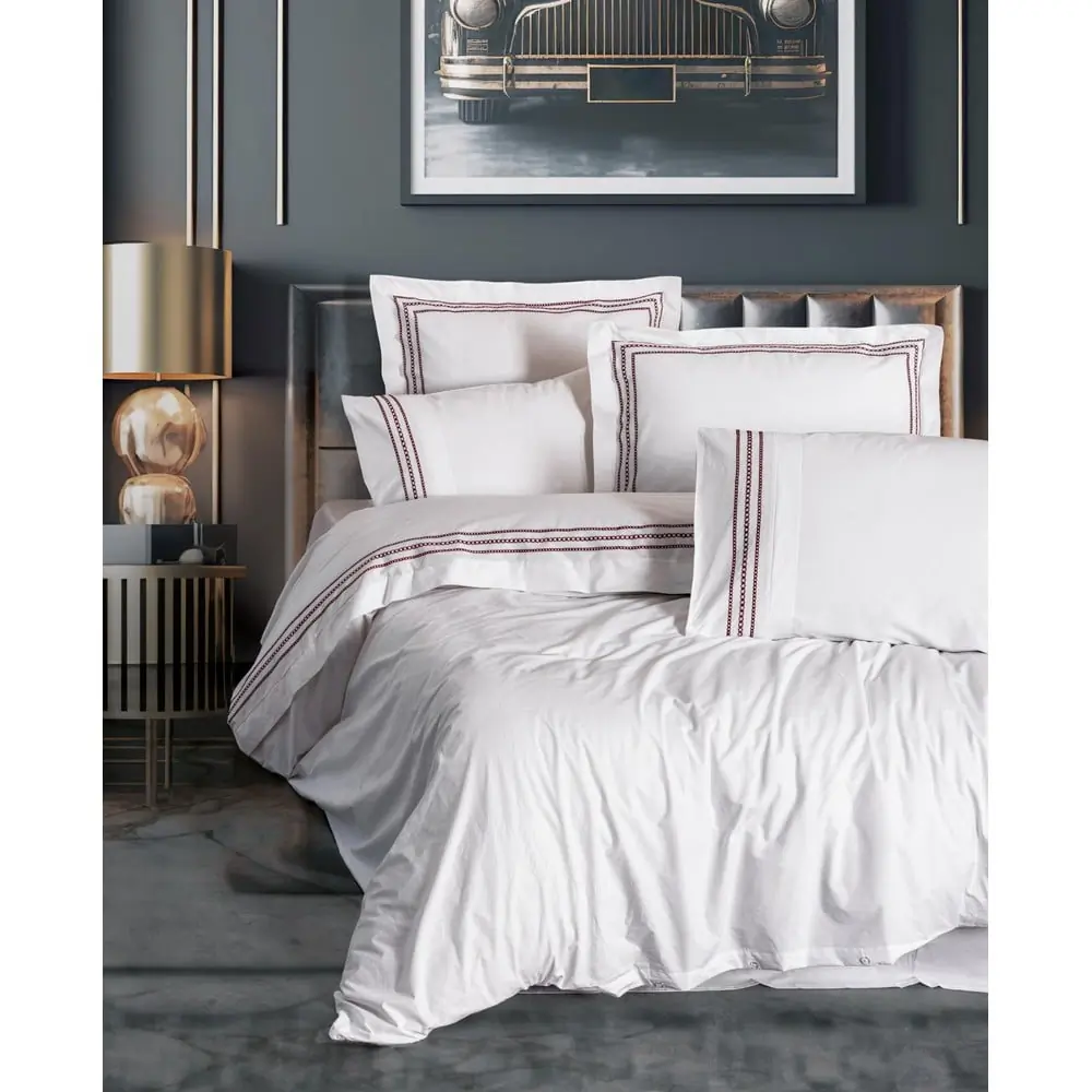 Lenjerie de pat albă din bumbac ranforcé pentru pat de o persoană 140x200 cm Red Heritage Lines – Mila Home Luxury