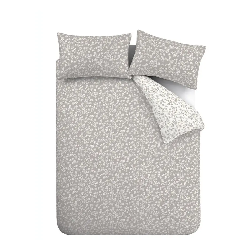 Lenjerie de pat gri din flanelă pentru pat dublu, extinsă 230x220 cm Grace Floral Leaf – Catherine Lansfield