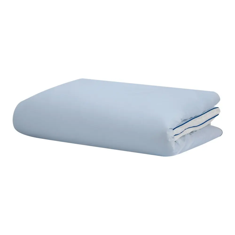 Husă de pilotă albastru-deschis din bumbac satinat pentru pat dublu 200x200 cm Oba – noo.ma