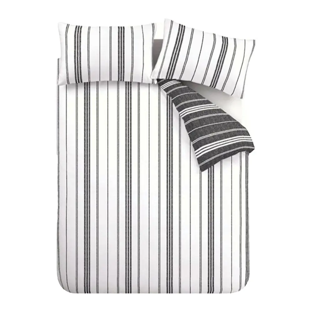 Lenjerie de pat alb-negru pentru pat dublu cu 3 piese 200x200 cm Harbour Stripe – Catherine Lansfield