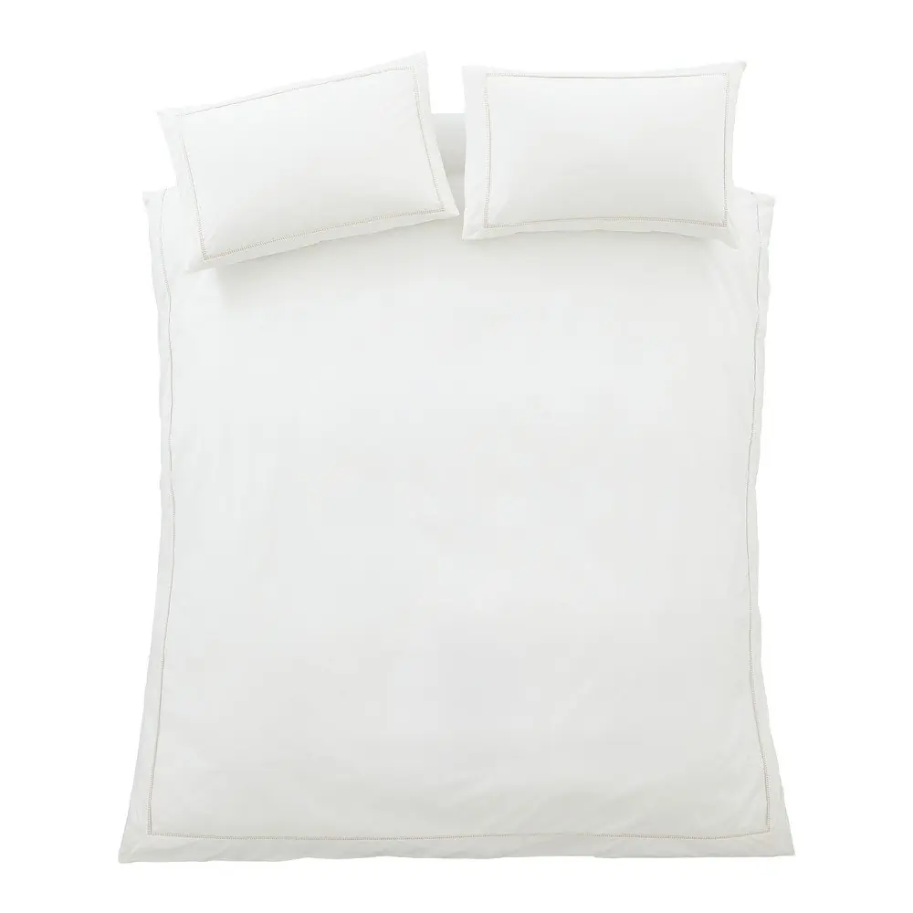 Lenjerie de pat albă/bej din bumbac percal pentru pat dublu cu 3 piese 200x200 cm Contrast Trim – Bianca