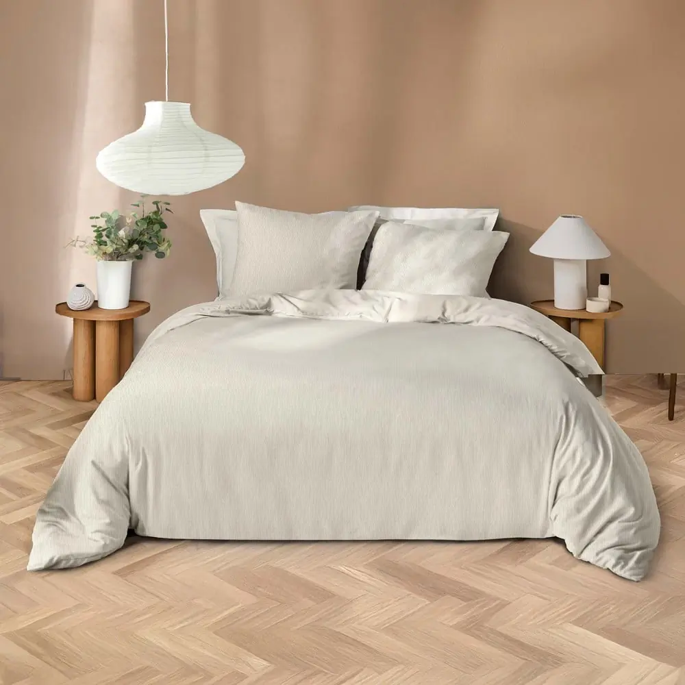 Lenjerie de pat bej din microfibră pentru pat dublu, extinsă 240x220 cm Azura – douceur d'intérieur