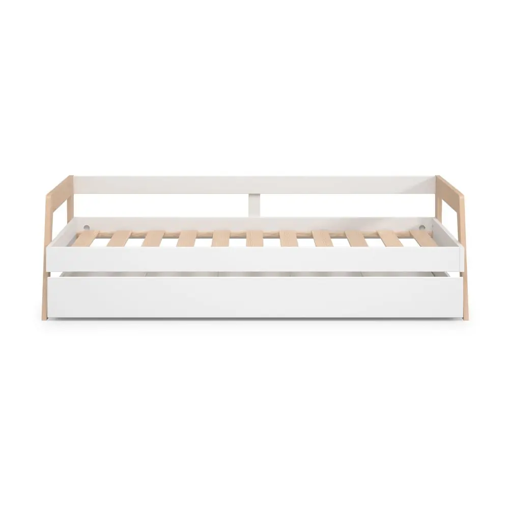Pat pentru copii alb cu extensie suplimentară din lemn de pin cu spațiu de depozitare cu somieră 90x200 cm Carrie – Marckeric