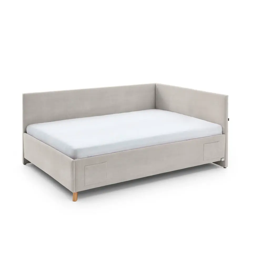 Pat pentru copii bej pe colț tapițat cu spațiu de depozitare cu somieră 120x200 cm Cool – Meise Möbel