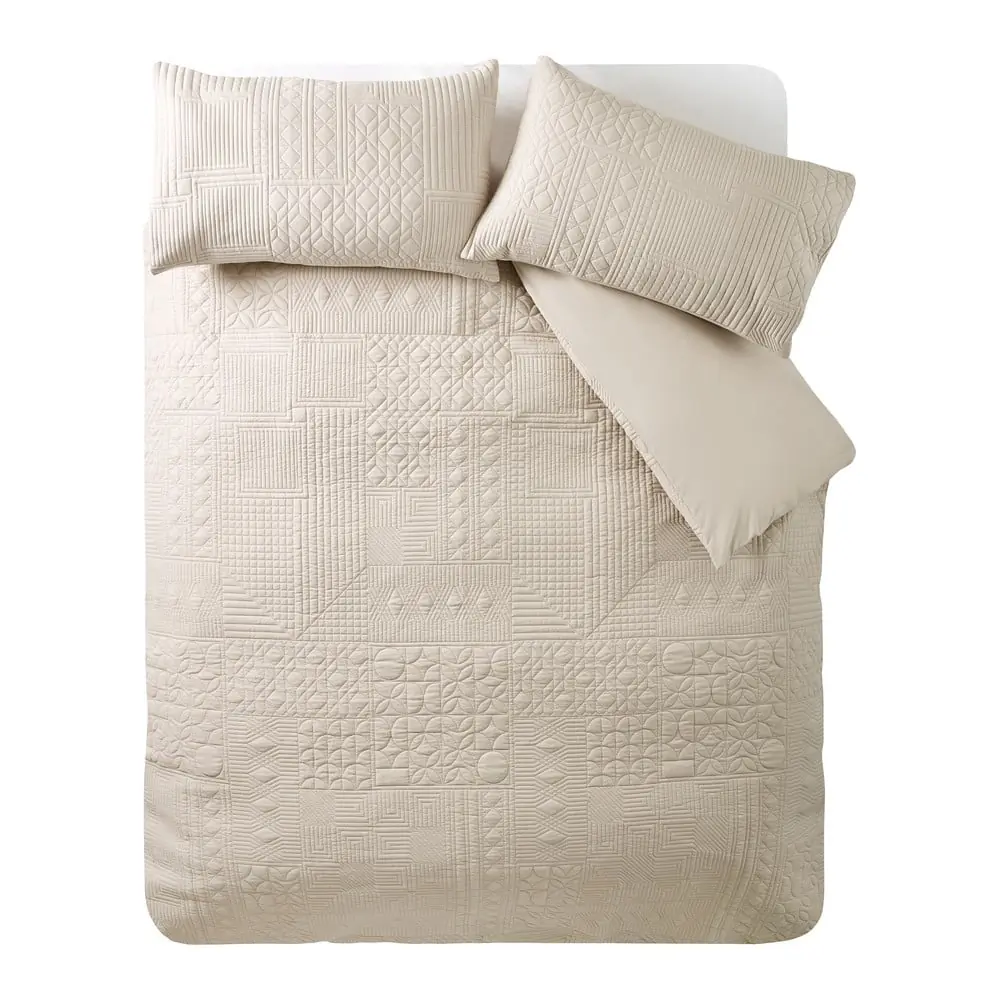 Lenjerie de pat bej pentru pat dublu, extinsă 230x220 cm Folkstone Geo – Catherine Lansfield