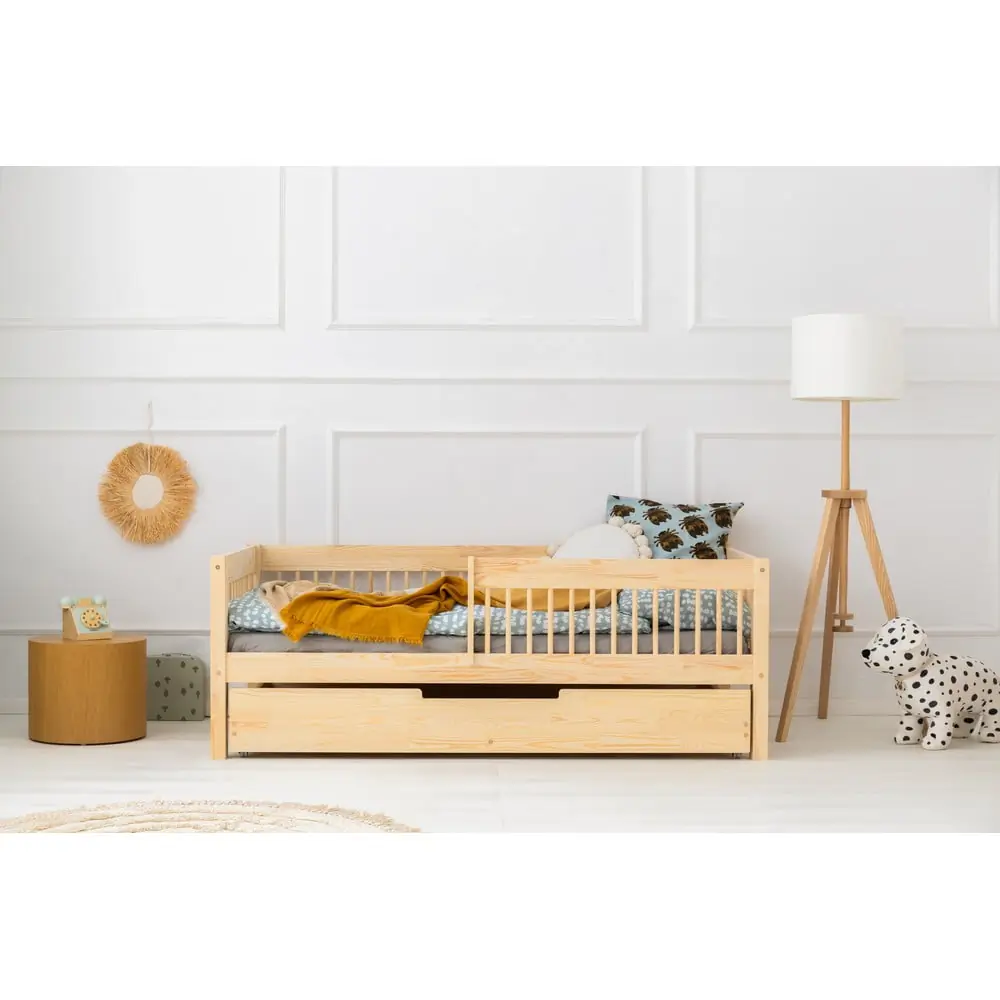 Pat pentru copii în culoare naturală cu extensie suplimentară cu spațiu de depozitare cu somieră 80x190 cm CPW – Adeko