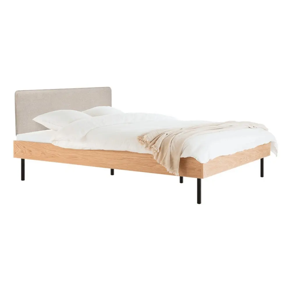 Pat matrimonial în culoare naturală tapițat/din placă aglomerată de lemn cu aspect de lemn de stejar cu somieră 180x200 cm Streiko – noo.ma