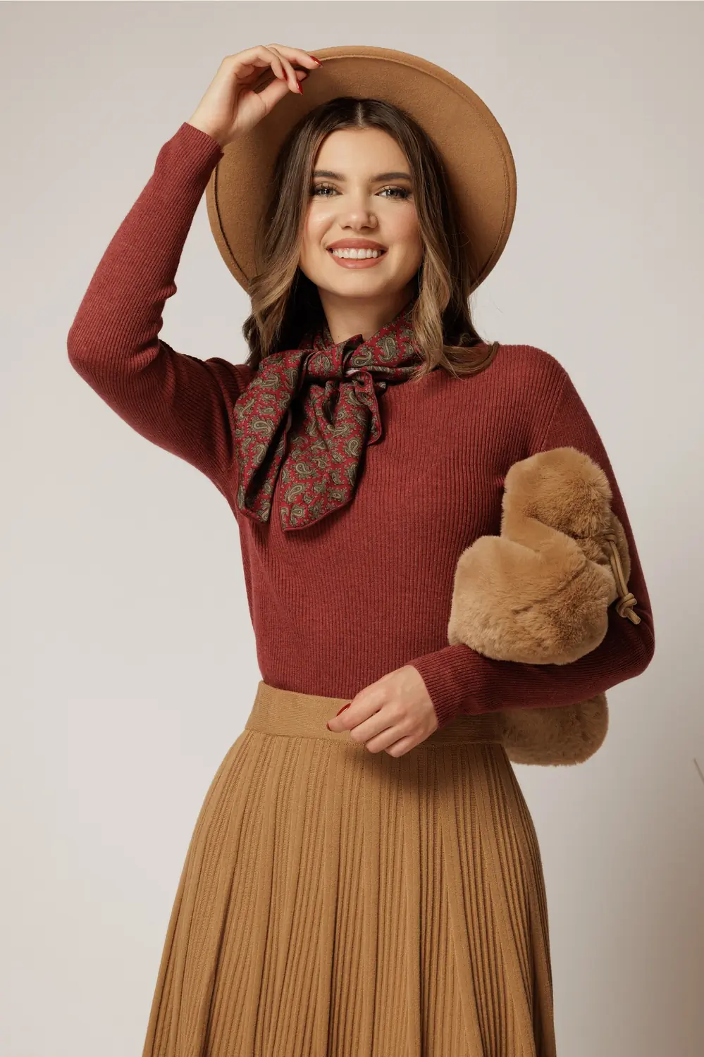 Maleta bordo din tricot casual eleganta