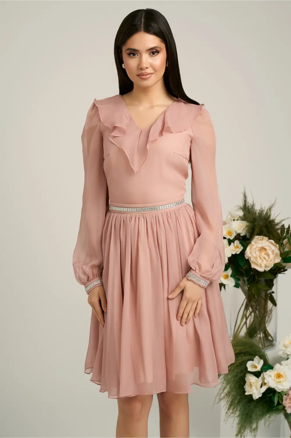 Rochie DY Fashion roz cu volan si strasuri