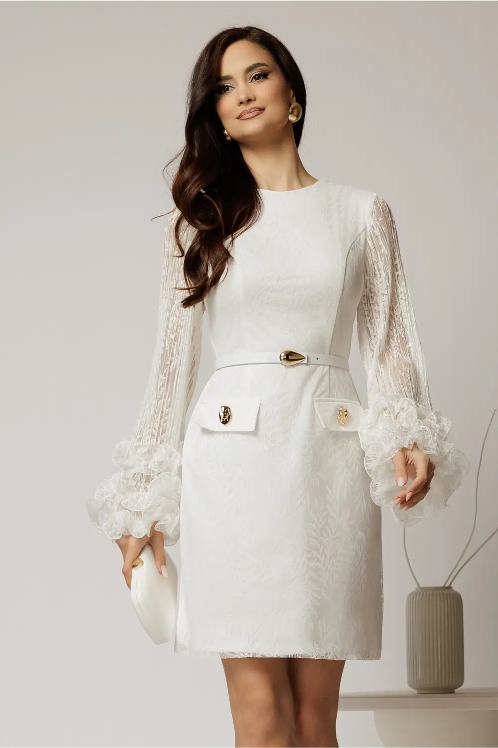 Rochie scurta alba din dantela cu maneci ample