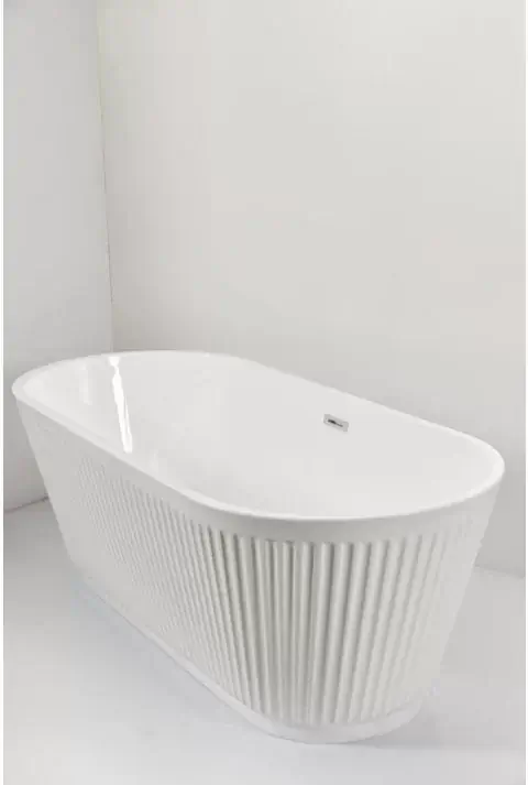 Cada freestanding Sanotechnik  Tivoli,170x75x58 cm din acril alb